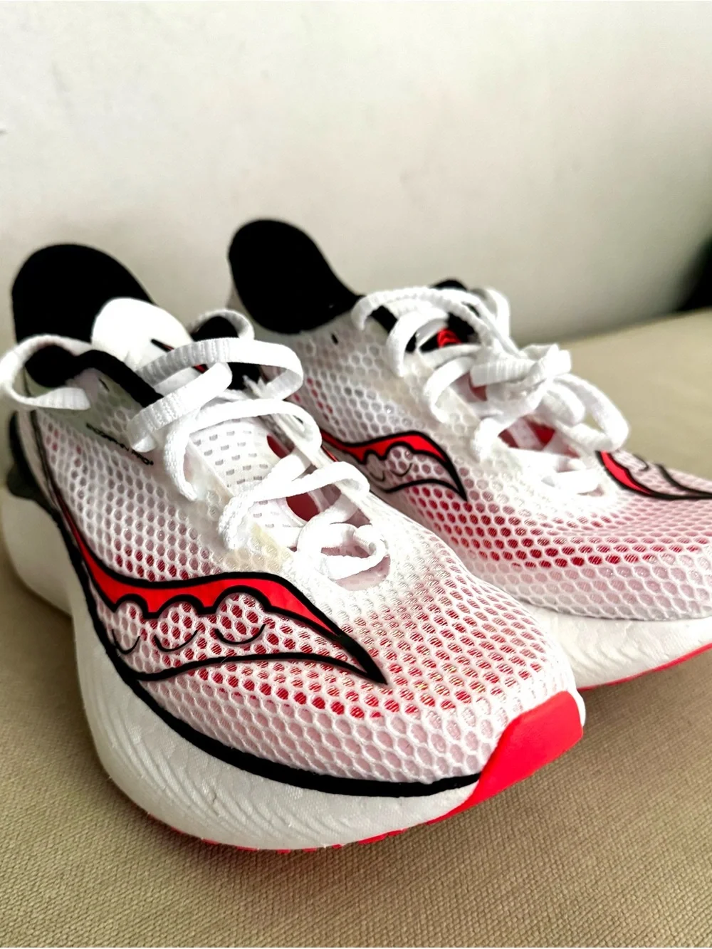 Saucony Endorphin Pro 3 Running Shoes NEW